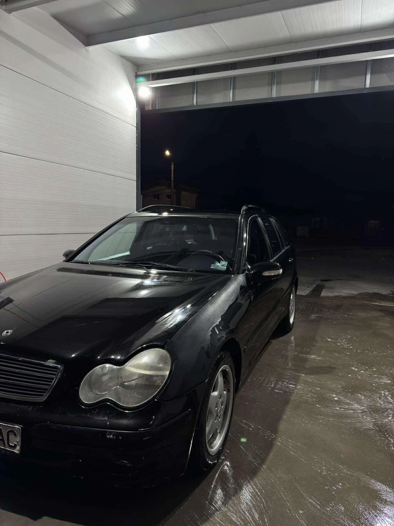 Mercedes-Benz C 180  - изображение 3