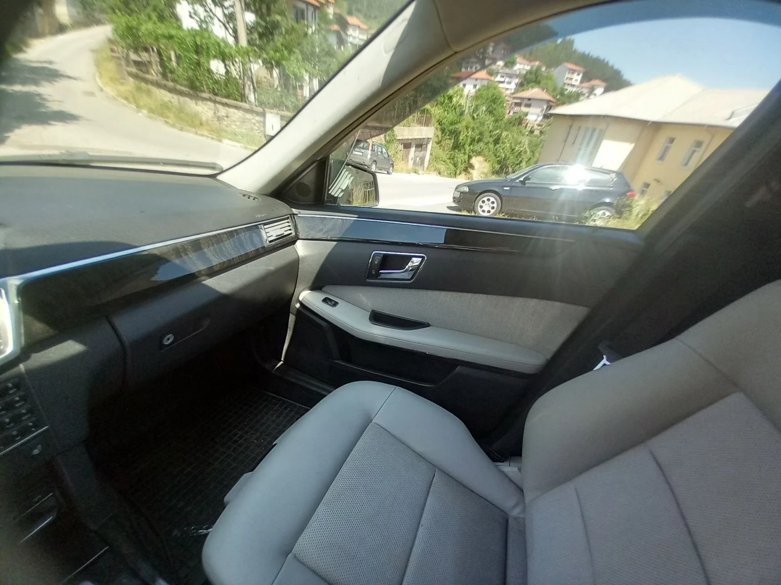 Mercedes-Benz E 220 | Mobile.bg   9