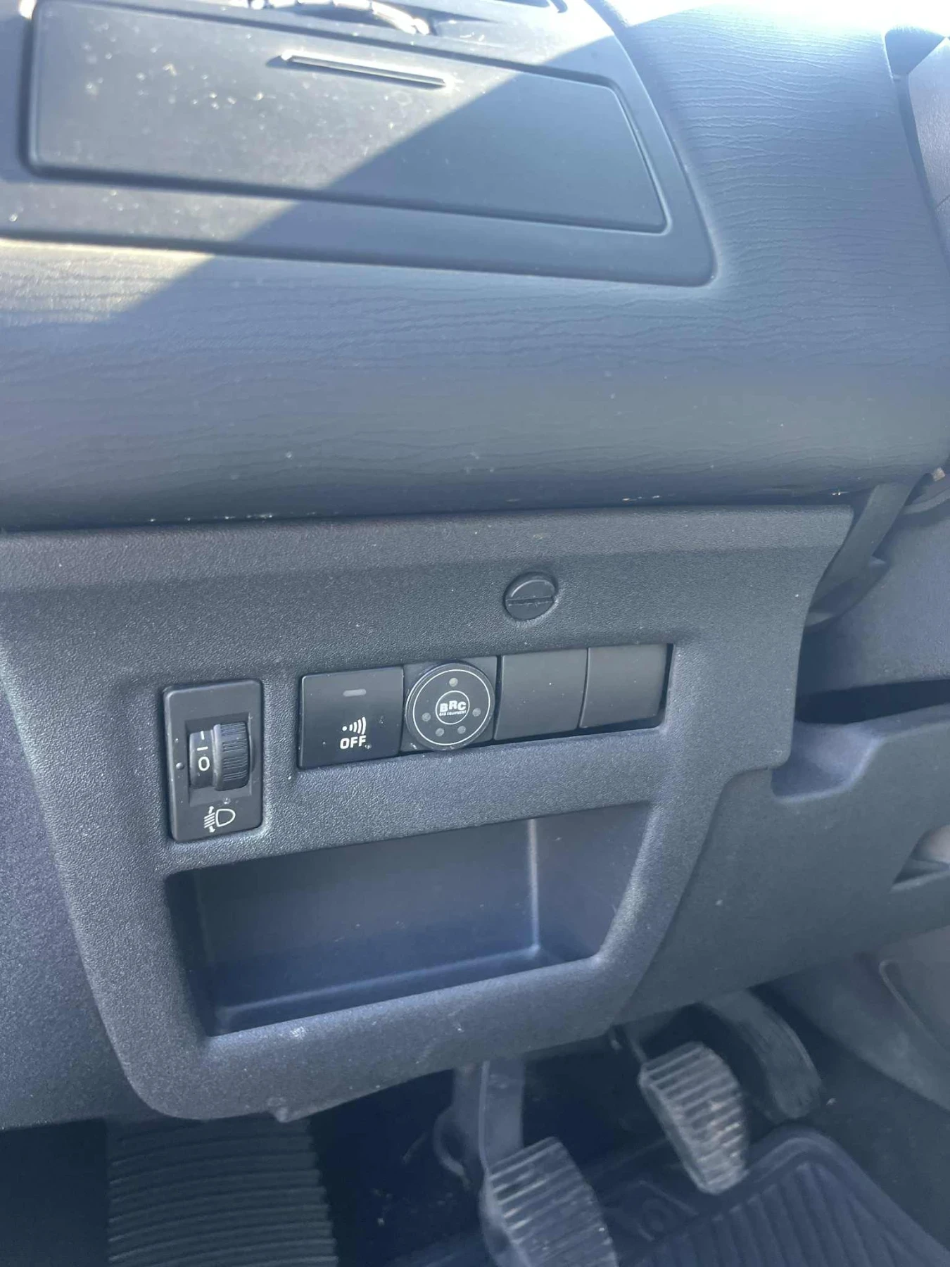 Citroen C4 1, 6 i - изображение 7