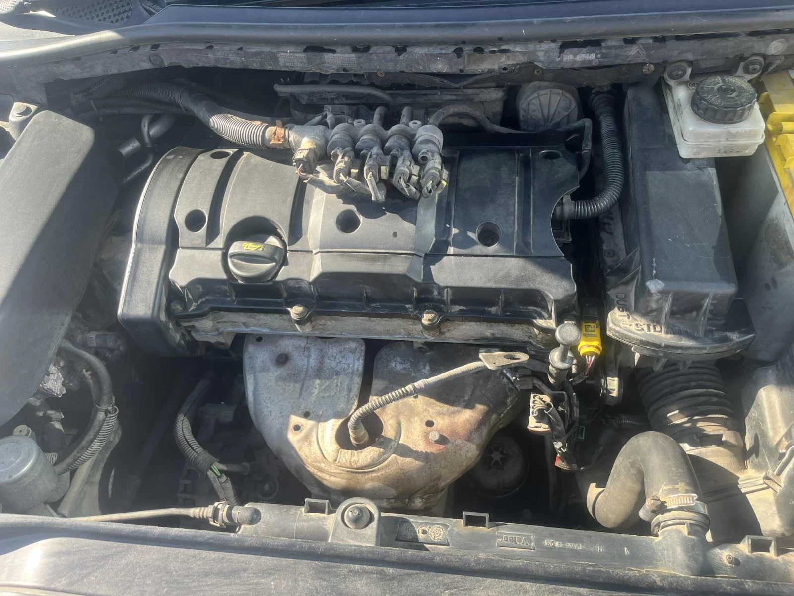 Citroen C4 1, 6 i - изображение 10