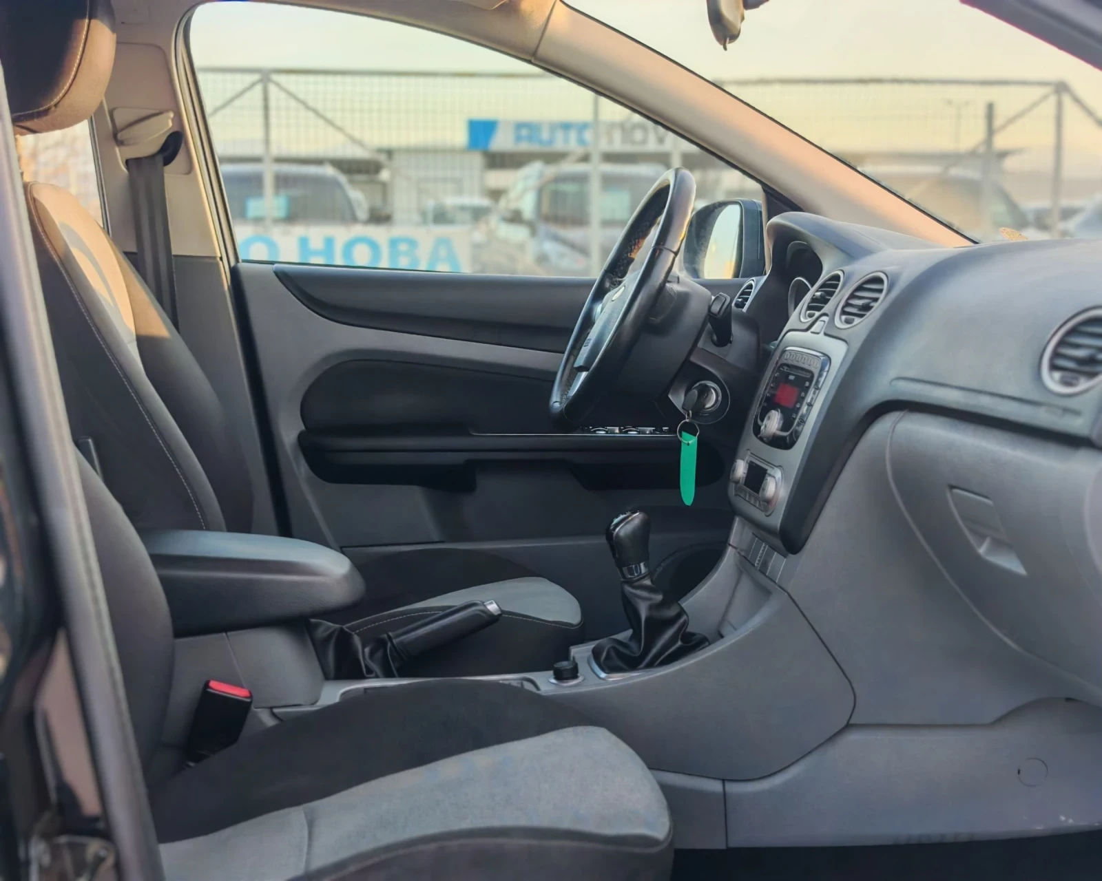 Ford Focus 1.6 101  К.С. БЕНЗИН! , снимка 10 - Автомобили и джипове - 53830877