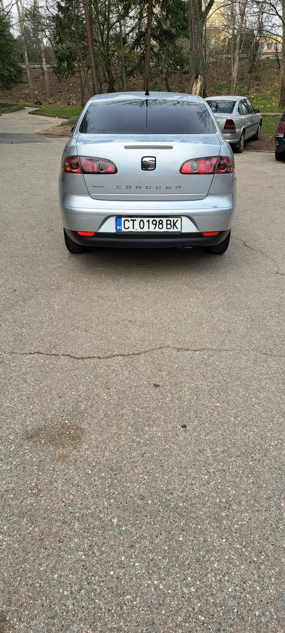 Seat Cordoba 1.4, снимка 2 - Автомобили и джипове - 54150327