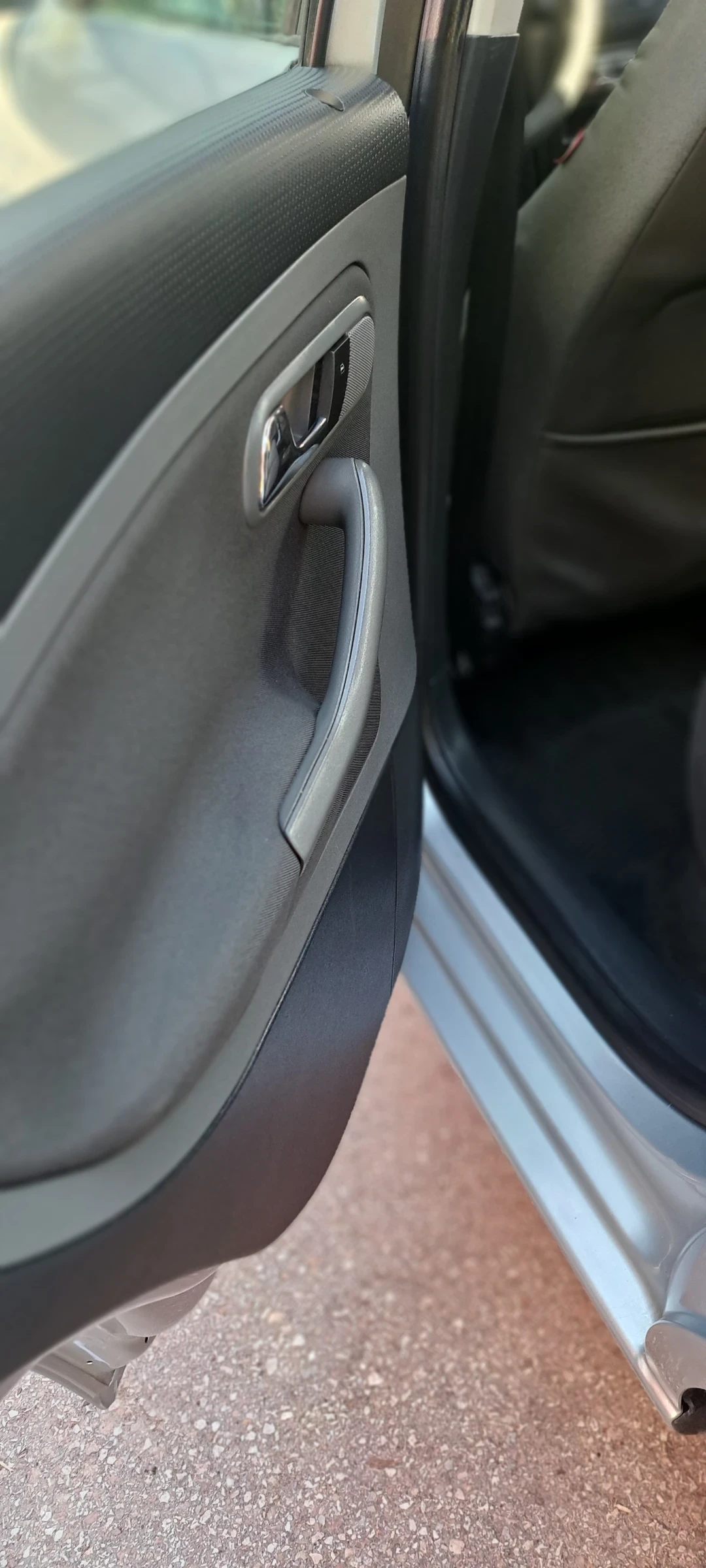 Seat Cordoba 1.4, снимка 11 - Автомобили и джипове - 54150327