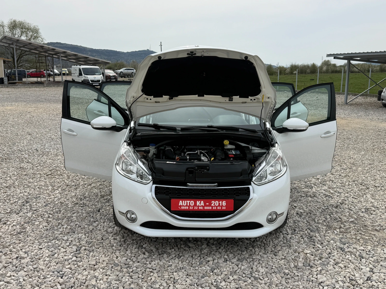 Peugeot 208 1.4HDI-68кс/EURO 5B/НОВ ВНОС ОТ ИТАЛИЯ, снимка 8 - Автомобили и джипове - 54178884