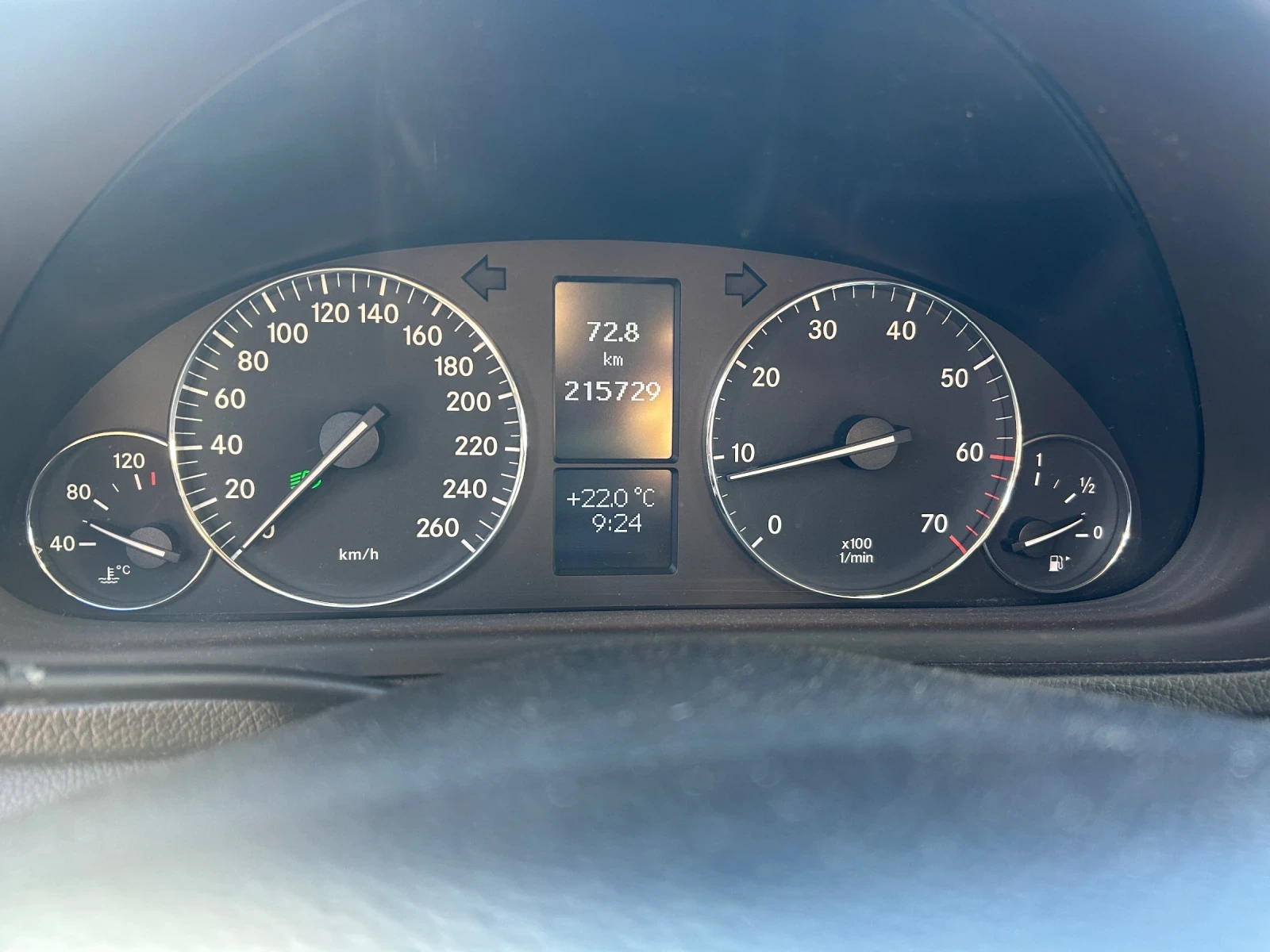 Mercedes-Benz C 180 1.8 kompressor, снимка 8 - Автомобили и джипове - 54246320