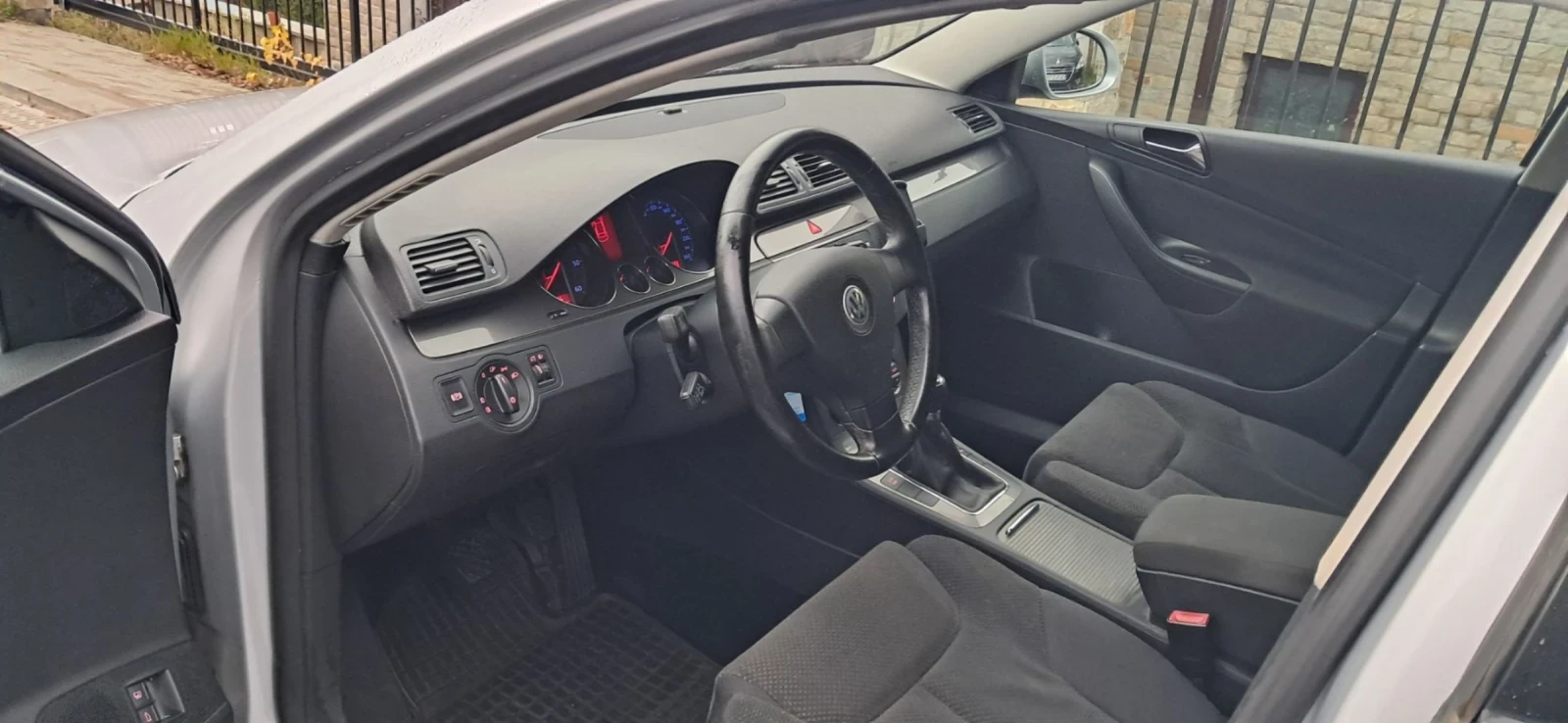 VW Passat, снимка 8 - Автомобили и джипове - 54259908