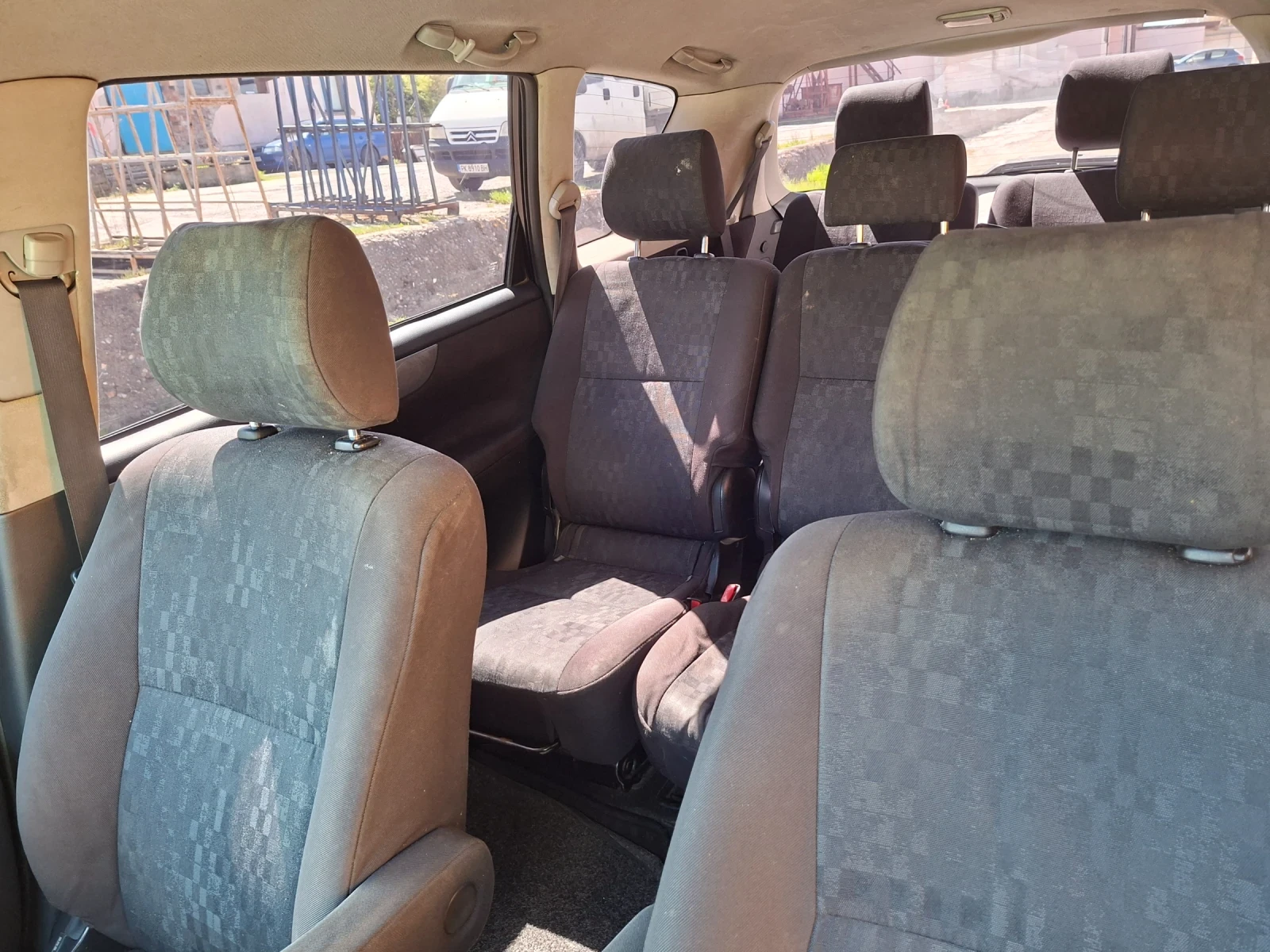 Toyota Avensis, снимка 12 - Автомобили и джипове - 54315539