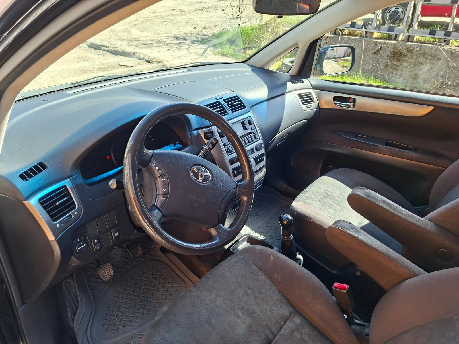 Toyota Avensis, снимка 11 - Автомобили и джипове - 54315539