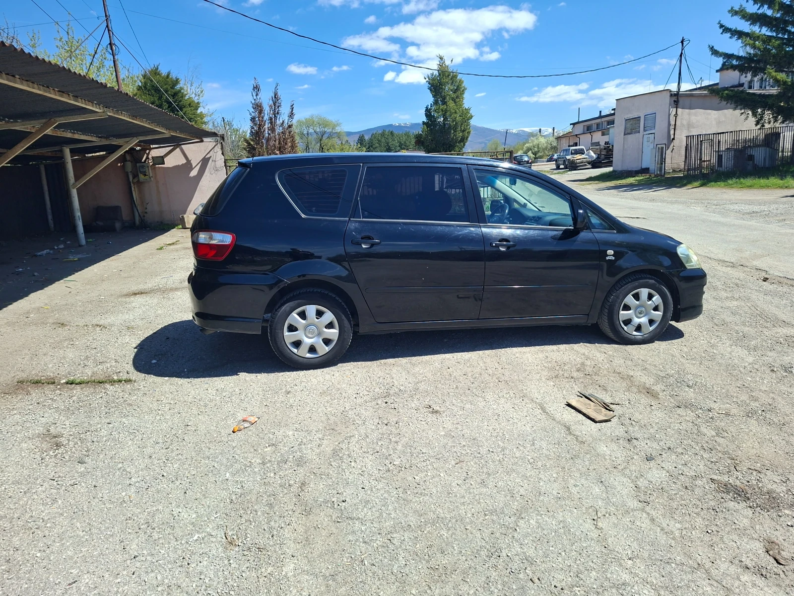 Toyota Avensis, снимка 5 - Автомобили и джипове - 54315539