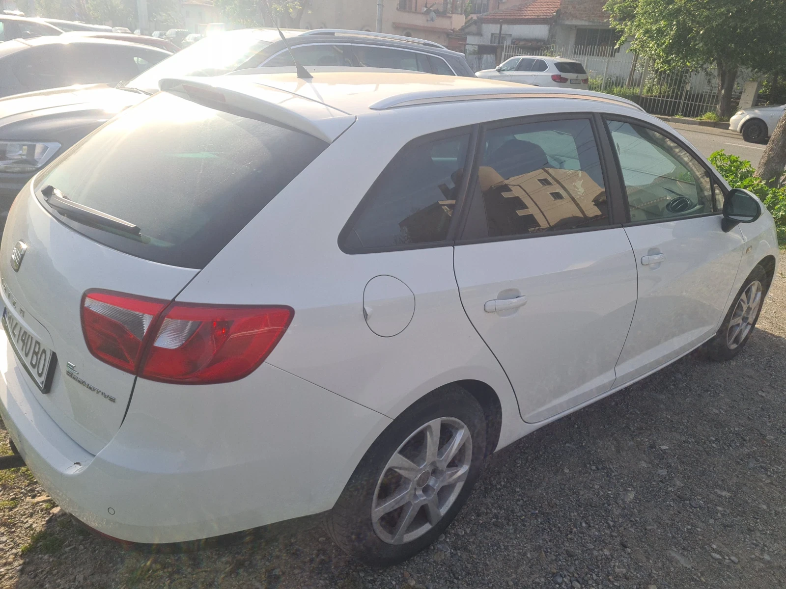Seat Ibiza 1.2 tdi, снимка 3 - Автомобили и джипове - 54462749