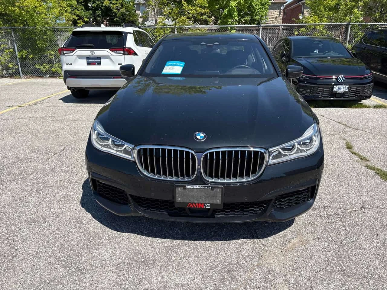 BMW 750 750i xDrive| ОТ ГЛАВНО ПРЕДСТАВИТЕЛСТВО| CARFAX, снимка 3 - Автомобили и джипове - 54715812