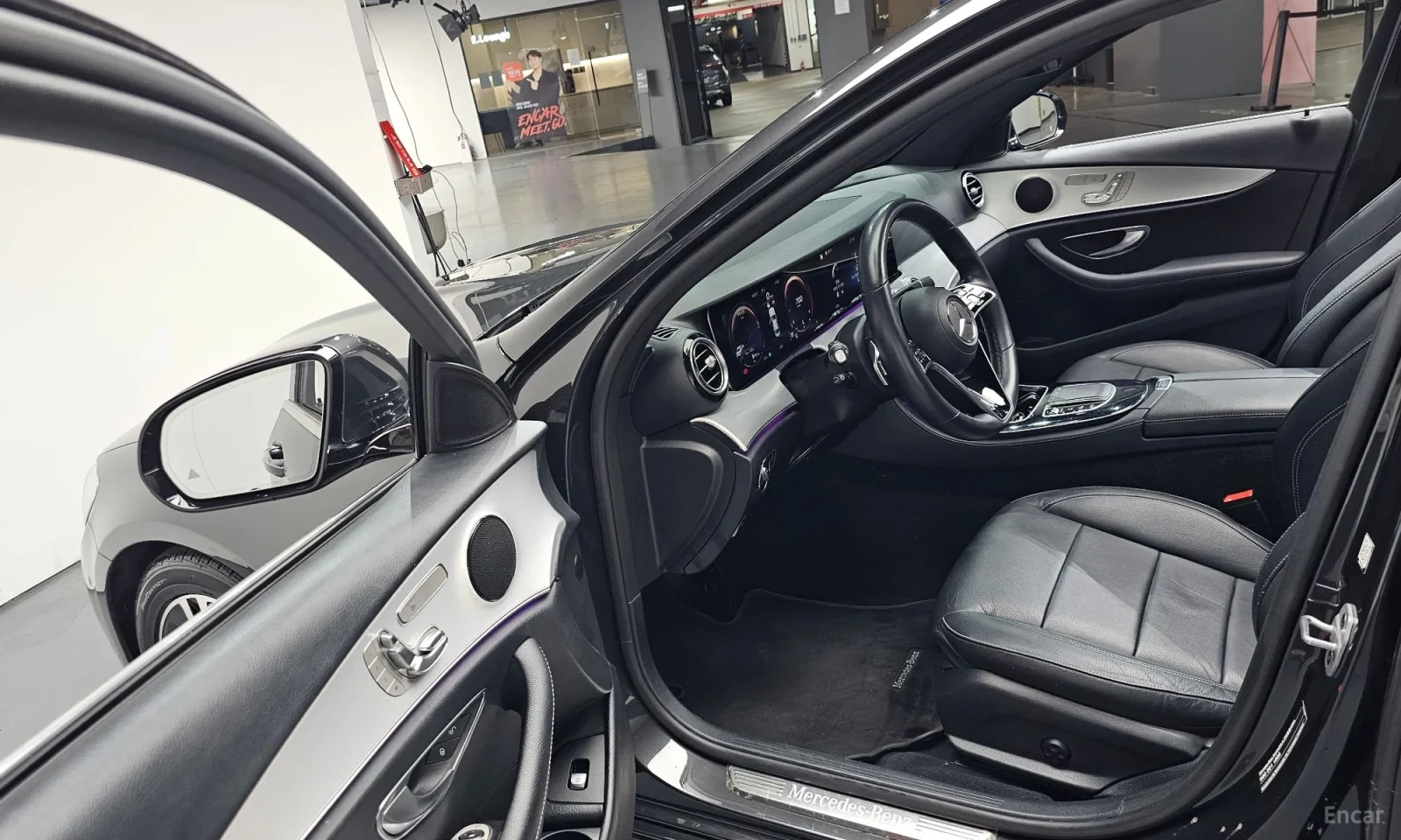 Mercedes-Benz E 250 * * Avangarde* * DIGITAL* * FULL, снимка 10 - Автомобили и джипове - 55058758