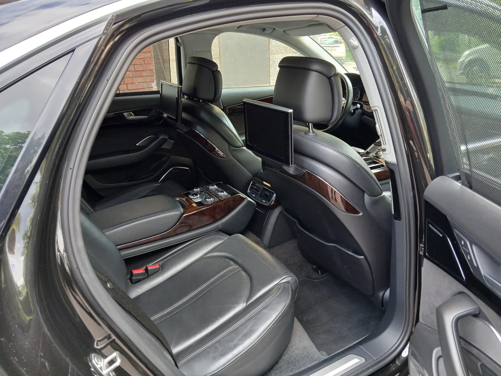 Audi A8, снимка 8 - Автомобили и джипове - 55222288