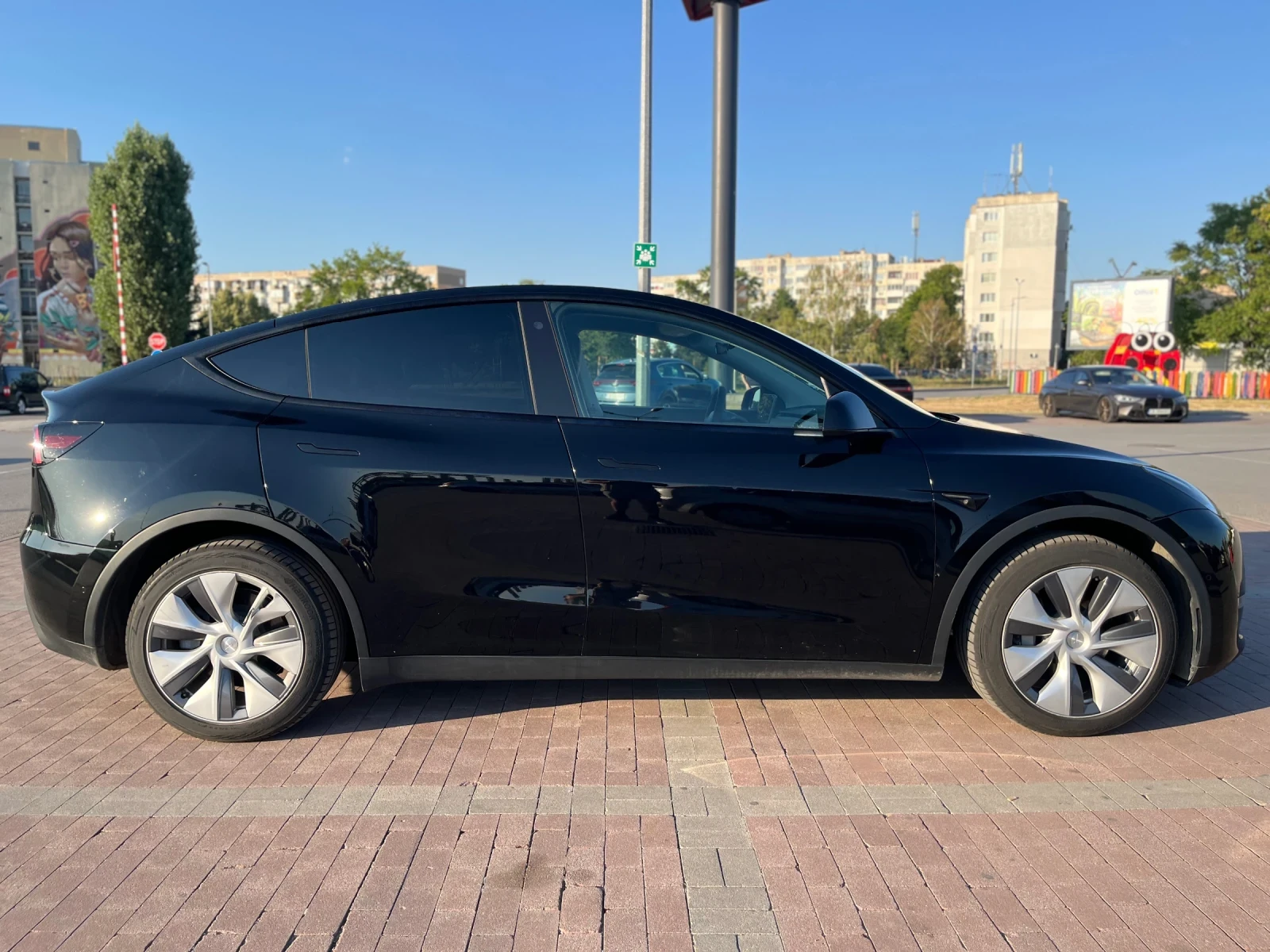 Tesla Model Y Dual Motor Long Range, снимка 7 - Автомобили и джипове - 55695265