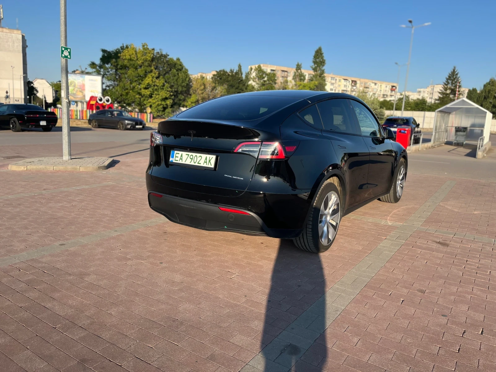 Tesla Model Y Dual Motor Long Range, снимка 6 - Автомобили и джипове - 55695265