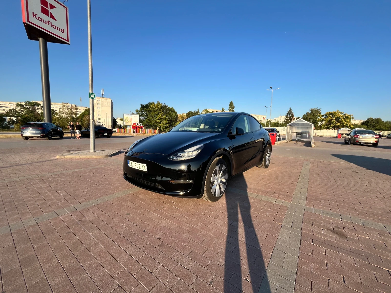 Tesla Model Y Dual Motor Long Range, снимка 3 - Автомобили и джипове - 55695265