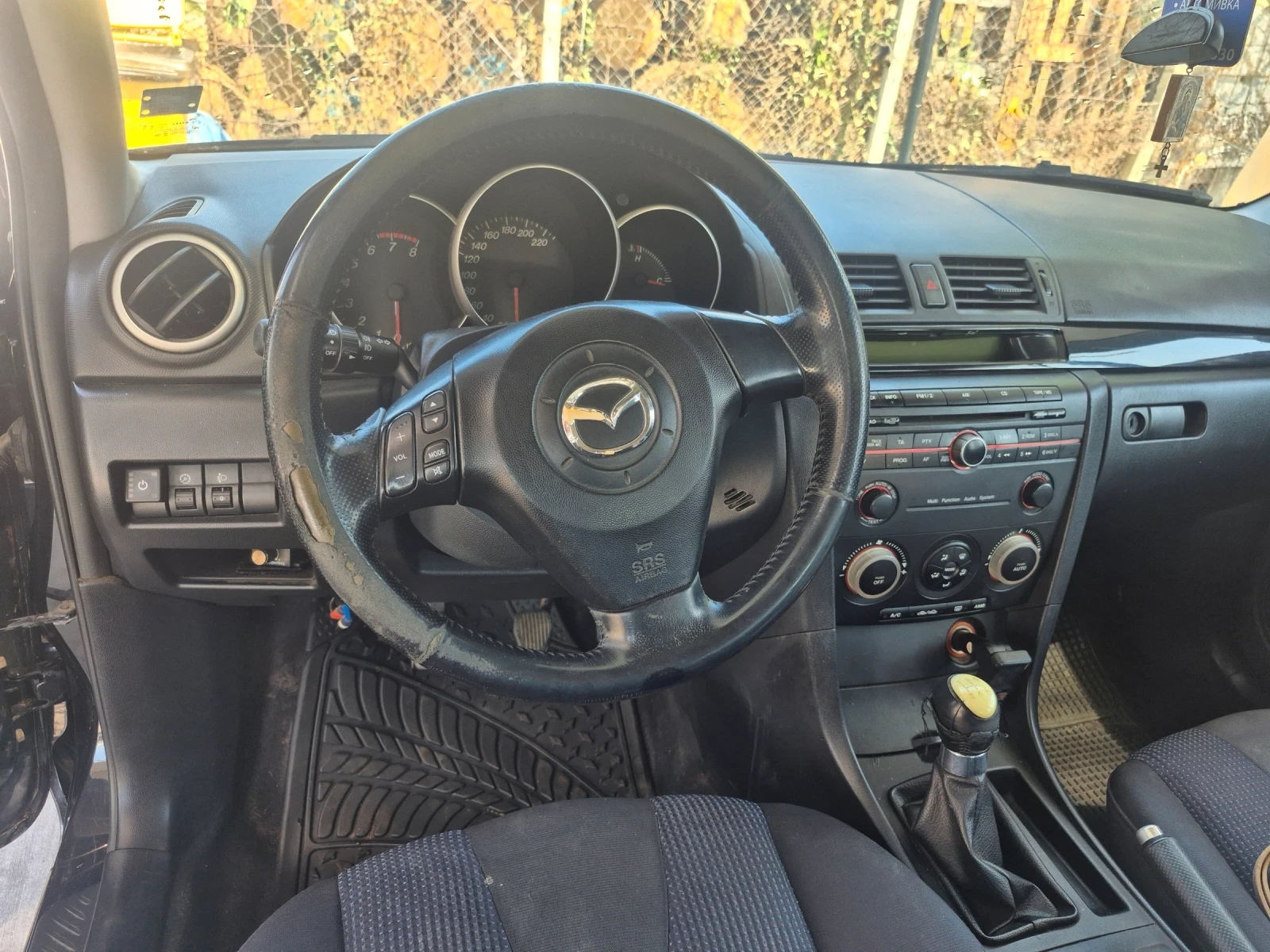 Mazda 3, снимка 4 - Автомобили и джипове - 55790665
