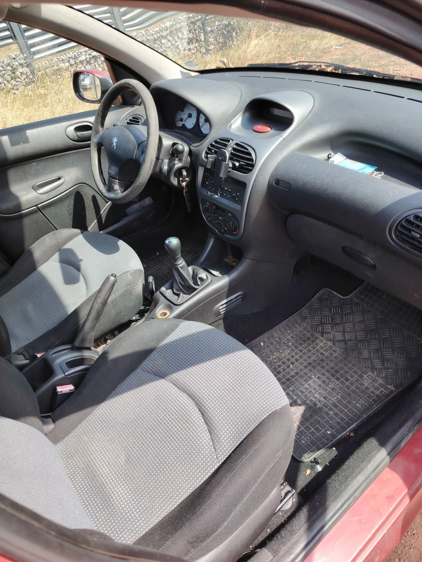 Peugeot 206 1.4HDI, снимка 7 - Автомобили и джипове - 55802528