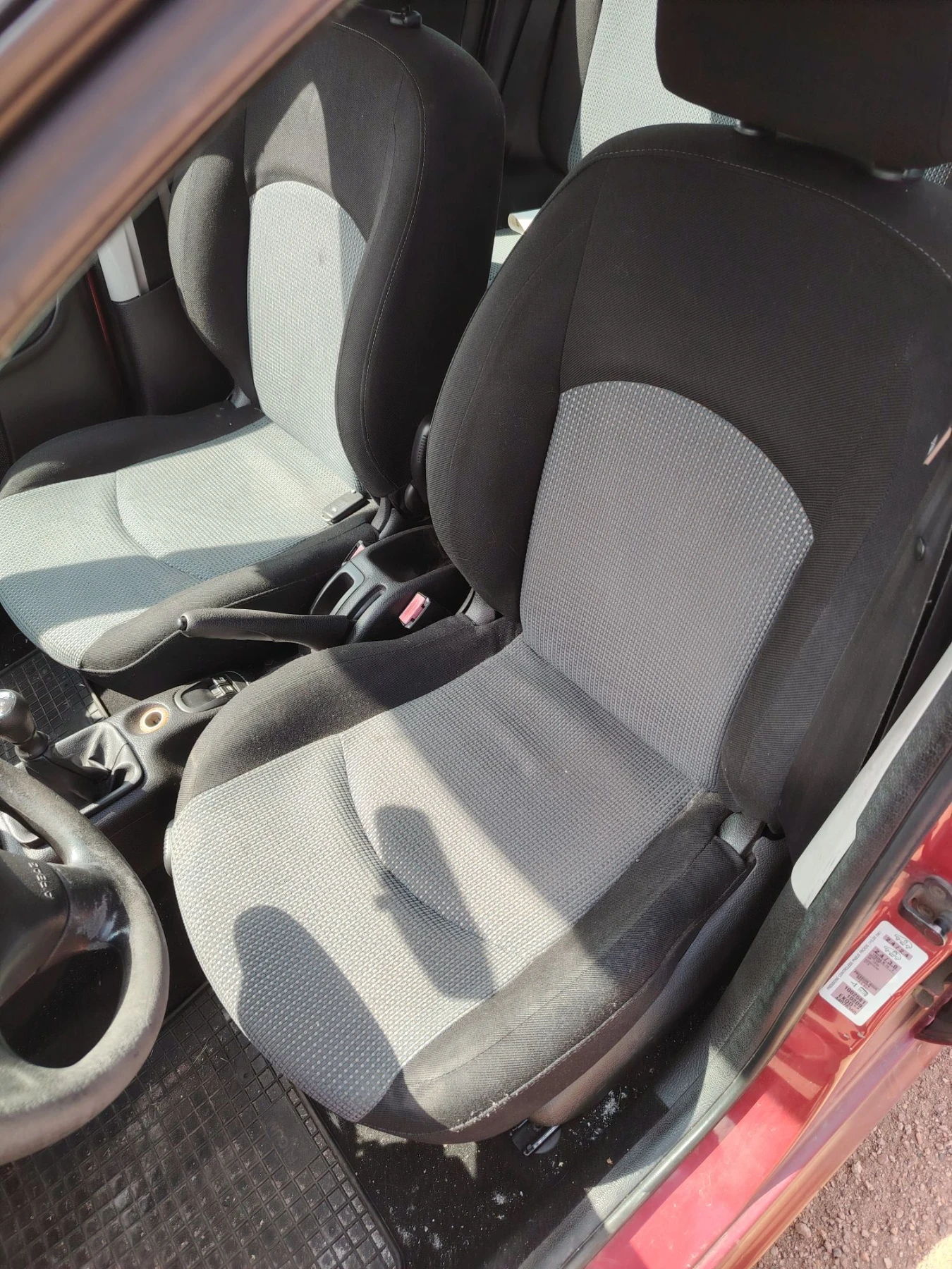 Peugeot 206 1.4HDI, снимка 5 - Автомобили и джипове - 55802528