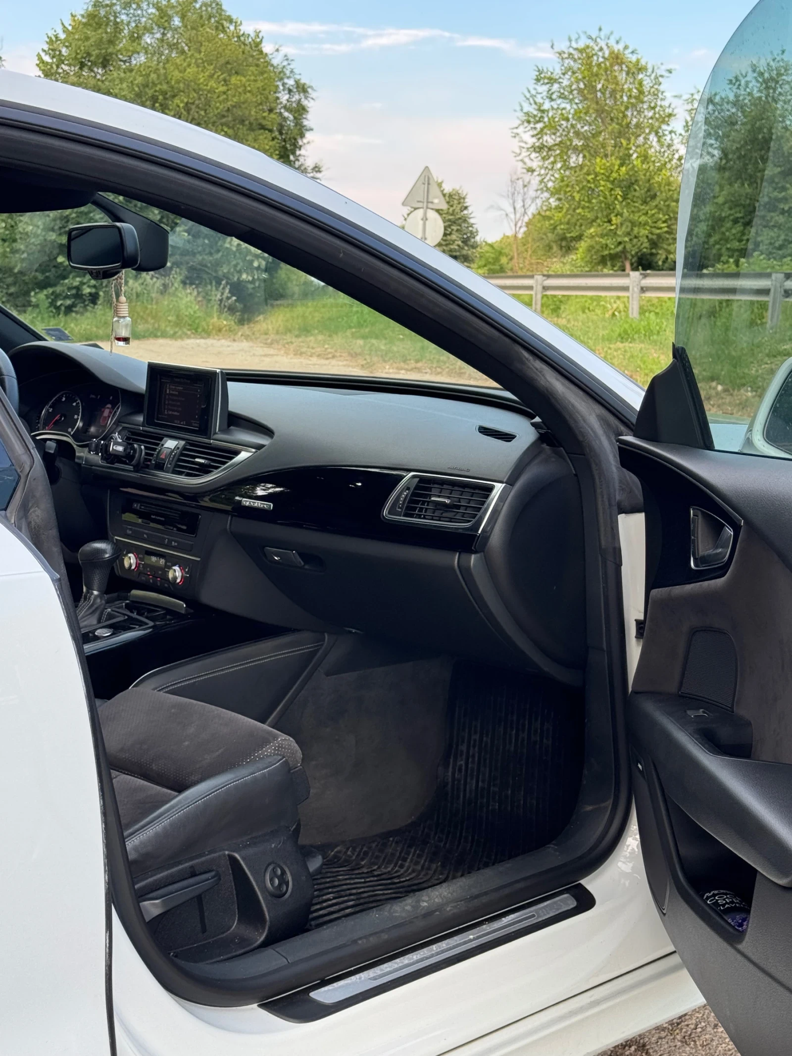 Audi A7, снимка 4 - Автомобили и джипове - 55827108