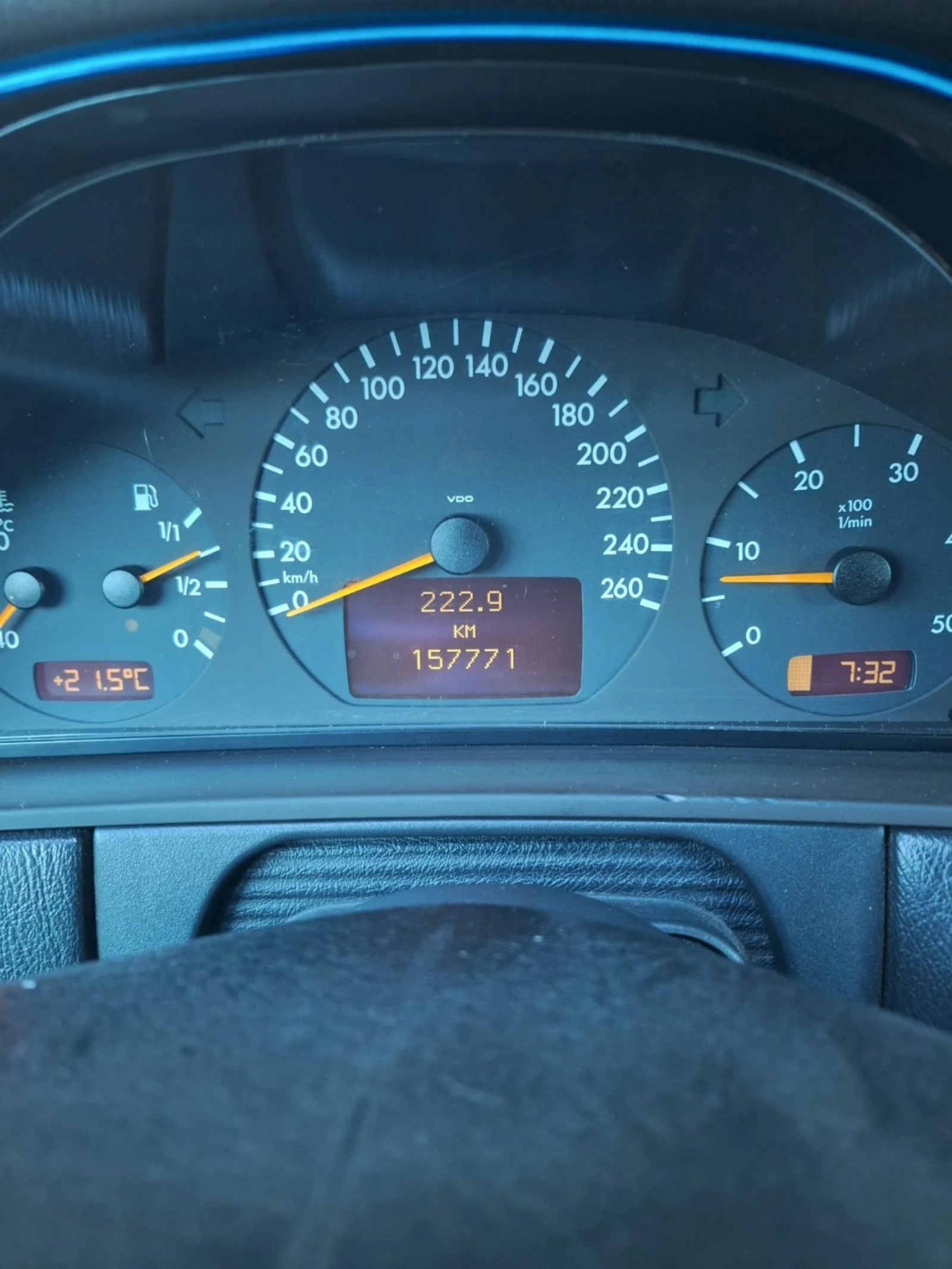 Mercedes-Benz E 250, снимка 9 - Автомобили и джипове - 55954340