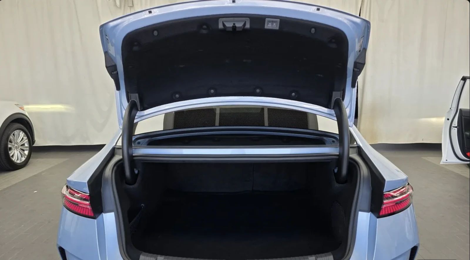 BYD Seal PERFORMANCE AWD /����� / PANO / 360 CAM / HEAD UP | Mobile.bg � ����������� 16