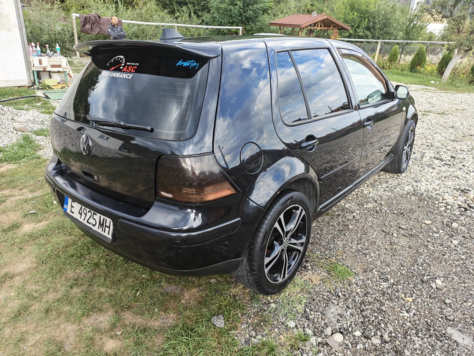 VW Golf 1.9 101, снимка 3 - Автомобили и джипове - 56247892