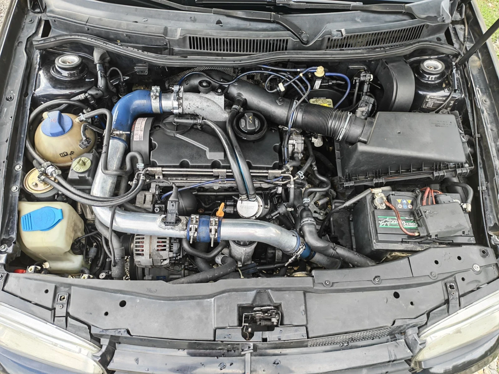 VW Golf 1.9 101, снимка 7 - Автомобили и джипове - 56247892