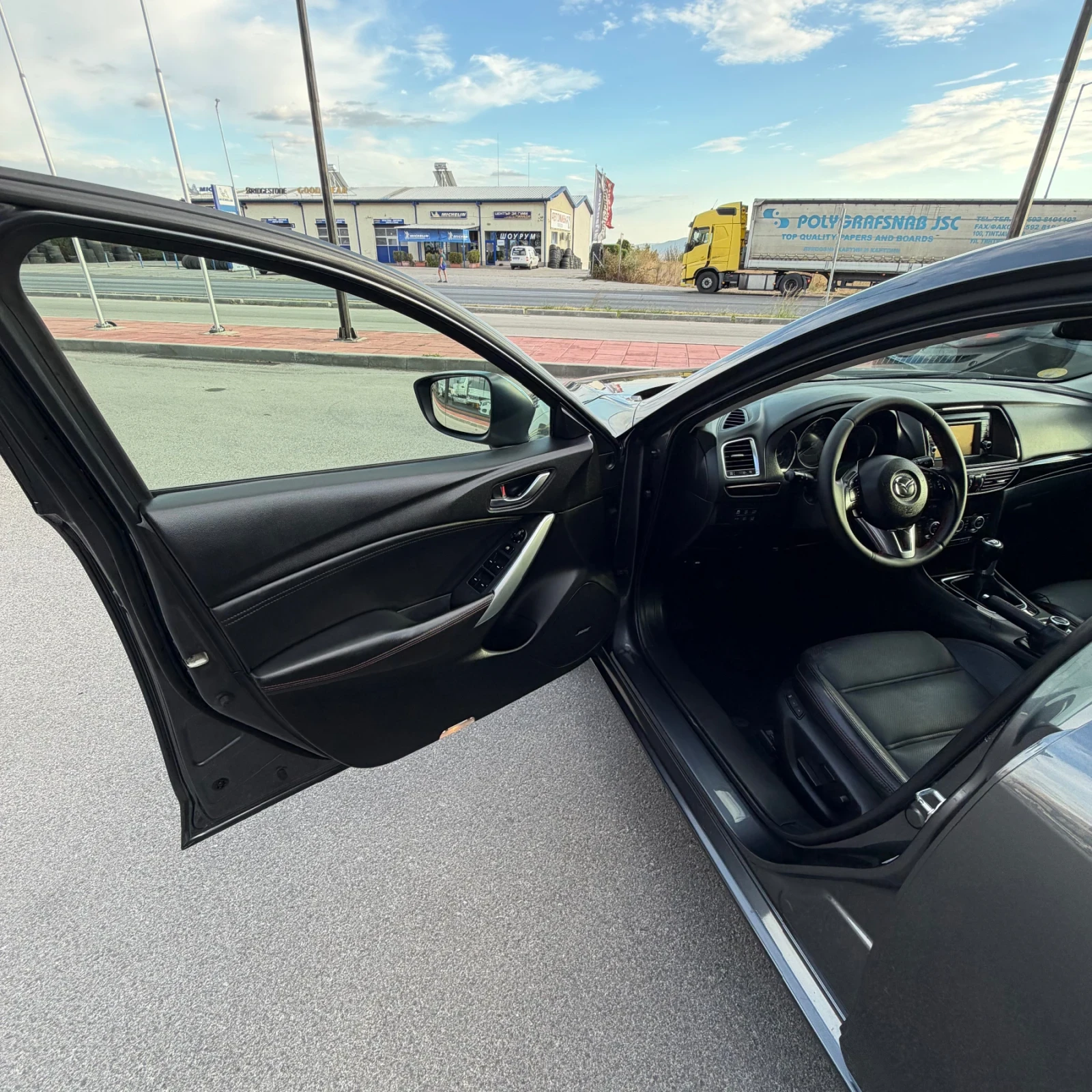 Mazda 6 2.2d-150кс;КОЖА;ПОДГРЕВ;НАВИ;ТЕМПОМАТ;BOSE;Keyless, снимка 5 - Автомобили и джипове - 56259938