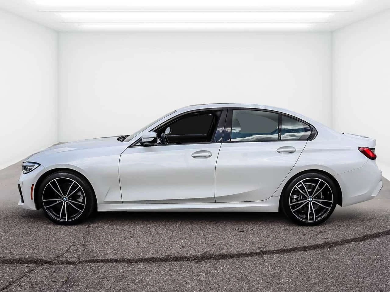 BMW 330 * 330i xDrive * M SPORT * CARFAX *  | Mobile.bg � ����������� 5