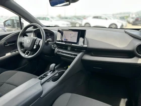 Toyota C-HR / HYBRID / 5000 KM / ГАРАНЦИЯ / ТОP / , снимка 12