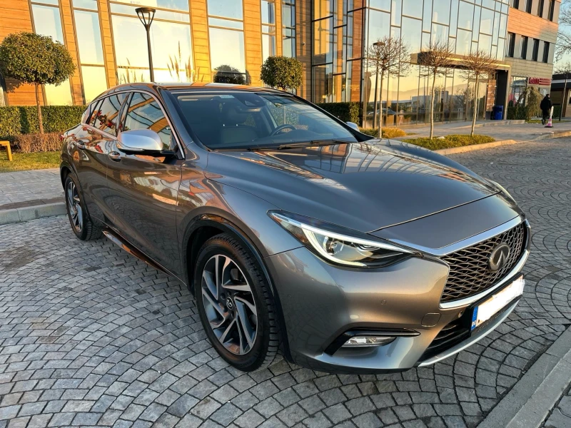 Infiniti Q30 2.2d AWD 170к.с CITY BLACK EDITION 4X4/EURO6, снимка 3 - Автомобили и джипове - 48737262