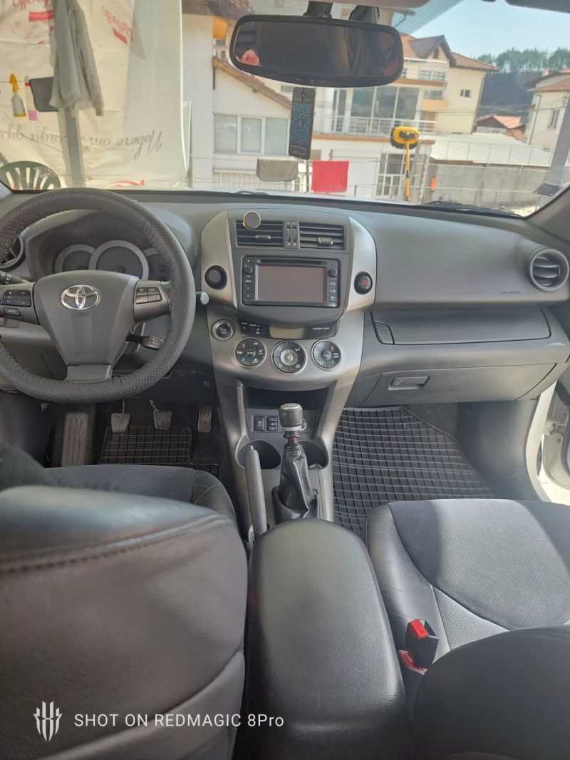 Toyota Rav4, снимка 9 - Автомобили и джипове - 49449405