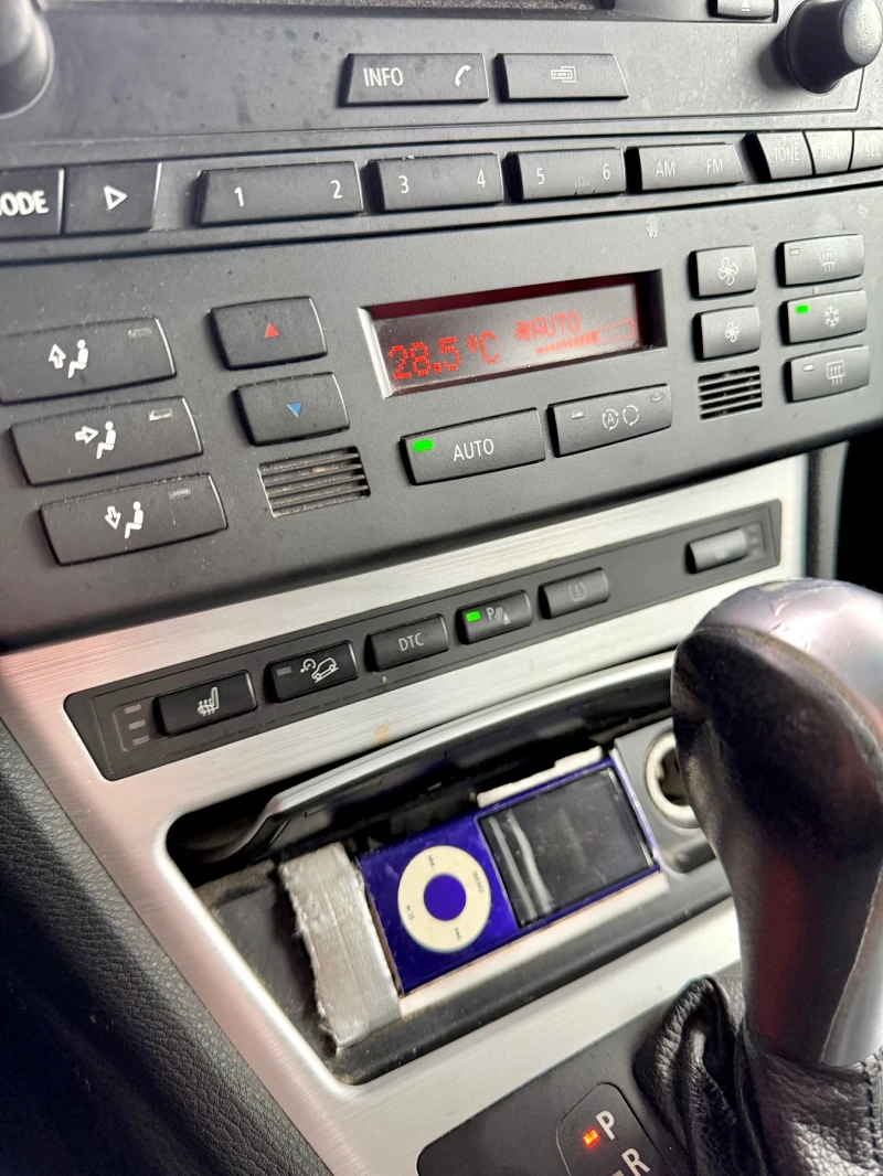 BMW X3 3.0 D Avtomatik, снимка 11 - Автомобили и джипове - 53454142