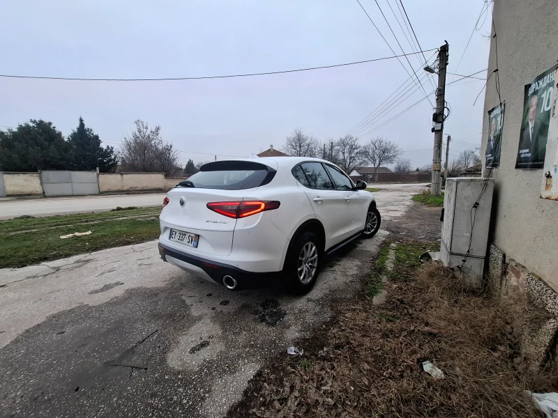 Alfa Romeo Stelvio 2.2, снимка 4 - Автомобили и джипове - 53477895