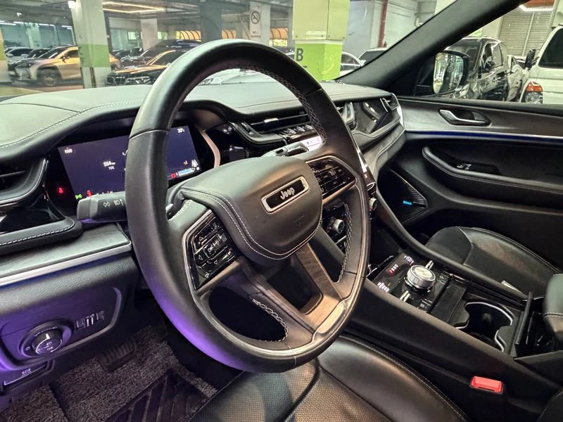 Jeep Cherokee L 3.6 Overland| 295к.с.| ВКЛ.ТЕХНОТЕСТ, снимка 9 - Автомобили и джипове - 55130386