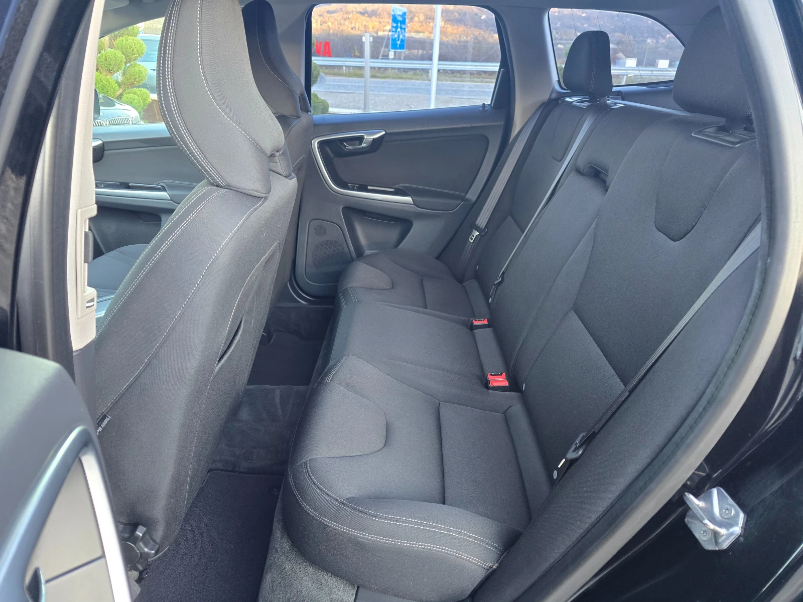 Volvo XC60 2, 4 D   !!!  !! 4X4 !! | Mobile.bg   11