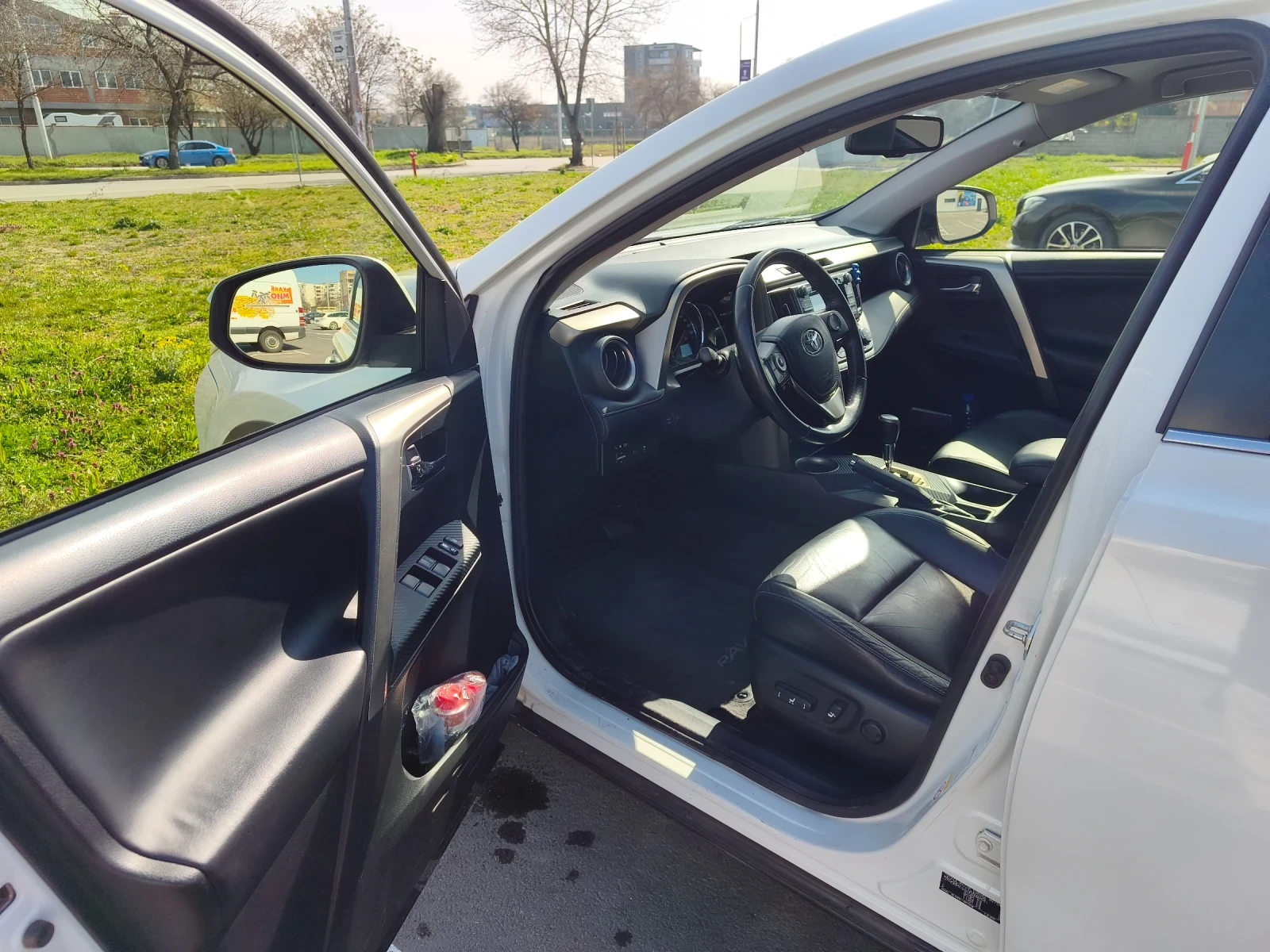 Toyota Rav4 20th Anniversary , снимка 9 - Автомобили и джипове - 53813507