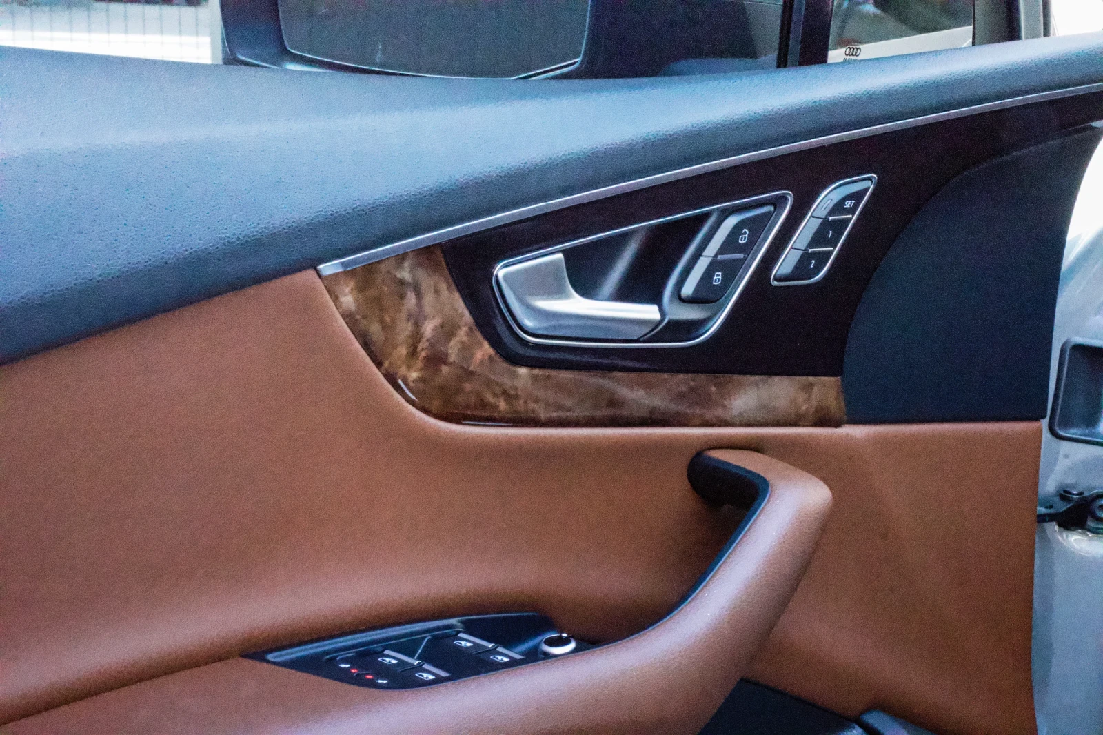 Audi Q7 4M* PANO* QUATTRO* PREMIUM PLUS* DIGITAL* 360* , снимка 10 - Автомобили и джипове - 53830020