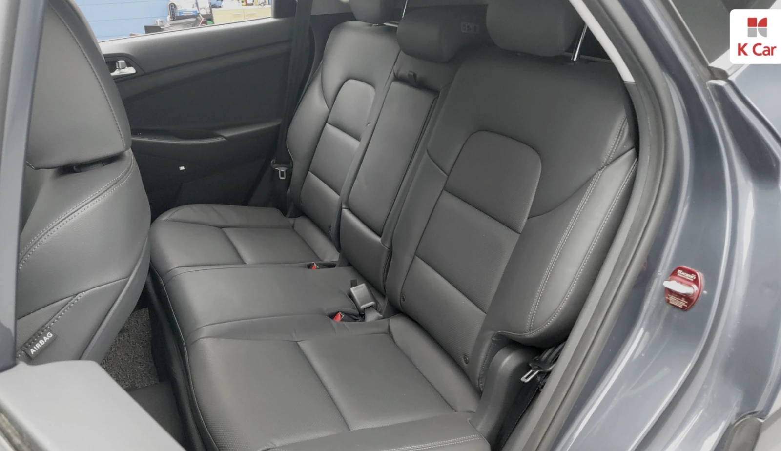 Hyundai Tucson 1.6 TURBO / ОБДУХВАНЕ / ПОДГРЕВИ / ДИСТРОНИК / 360, снимка 12 - Автомобили и джипове - 53930156