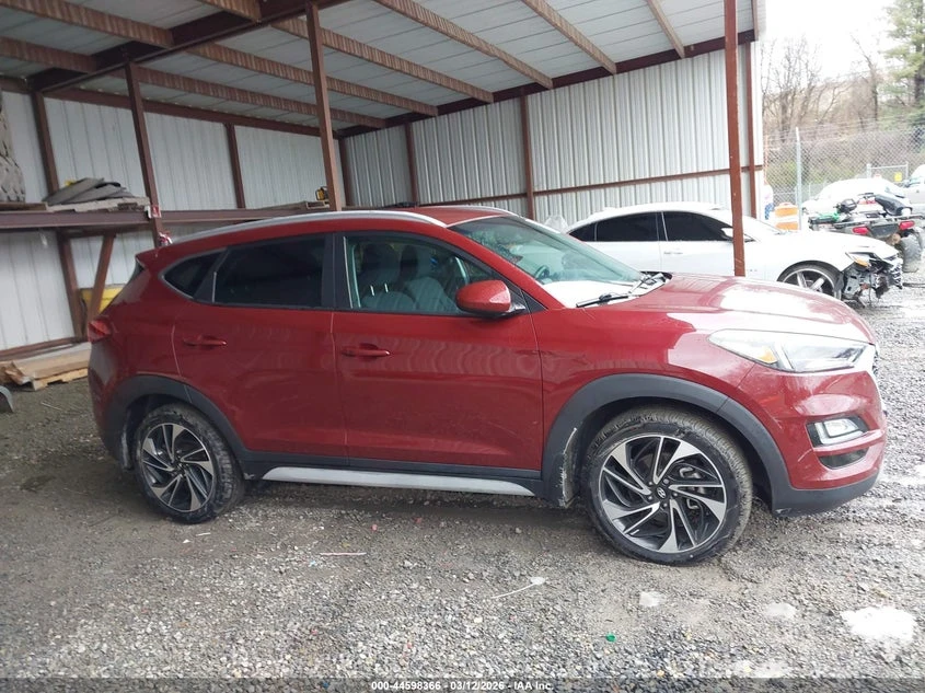 Hyundai Tucson 2.4l Sport, снимка 13 - Автомобили и джипове - 54181936