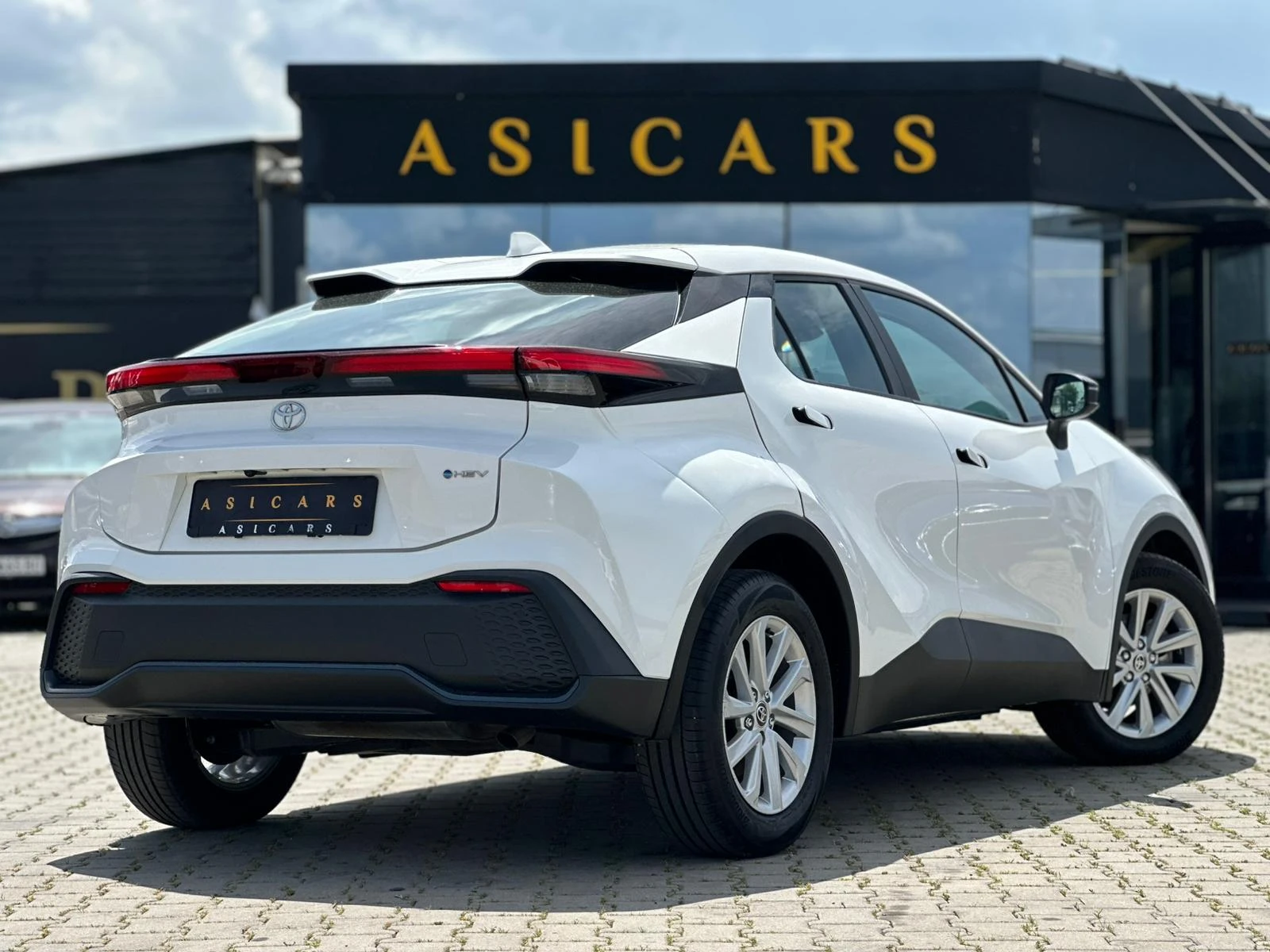Toyota C-HR / HYBRID / 5000 KM / �������� / ��P /  | Mobile.bg � ����������� 5