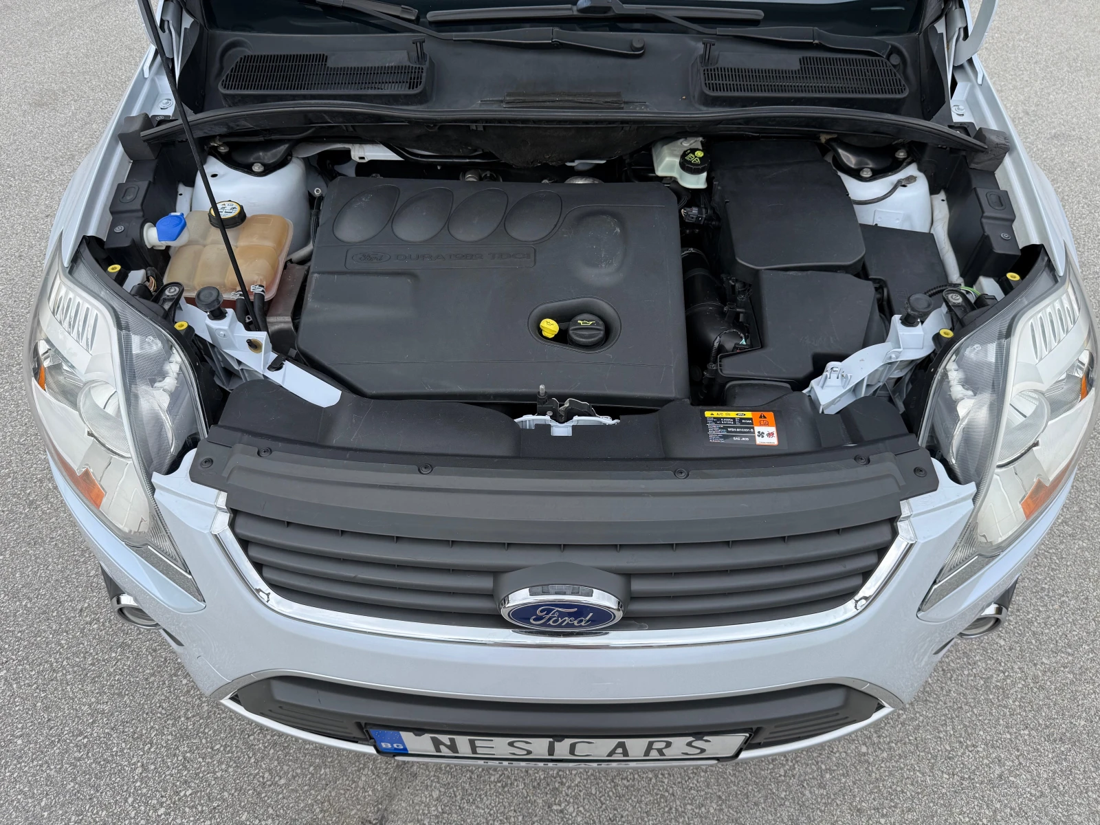 Ford Kuga 2.0 TDCI 4X4 Titanium ! ТОП СЪСТОЯНИЕ !, снимка 8 - Автомобили и джипове - 54877866