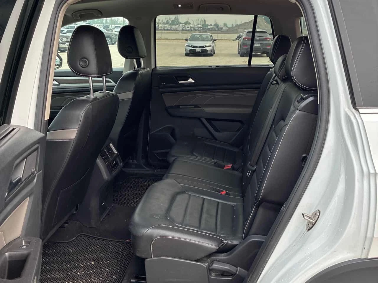 VW Atlas * Highline * CARFAX * ����� �� �����������  | Mobile.bg � ����������� 17