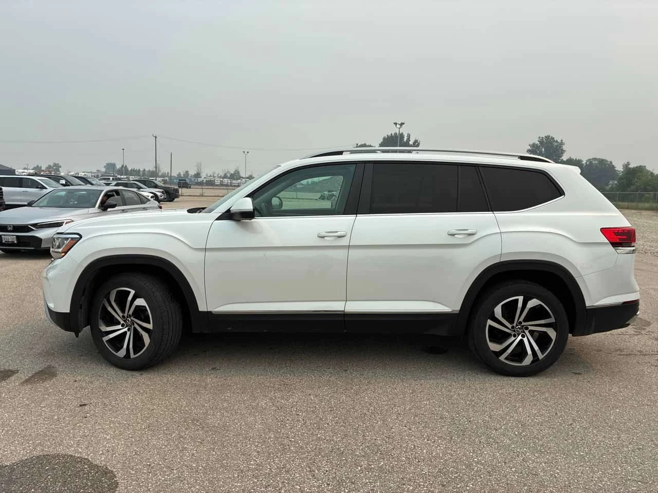 VW Atlas * Highline * CARFAX * ����� �� �����������  | Mobile.bg � ����������� 2