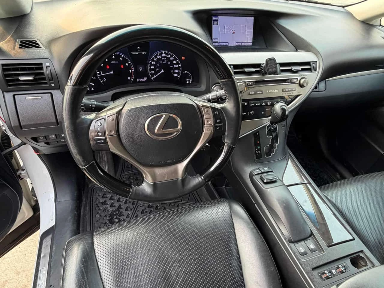 Lexus RX 350 * AWD 4dr * CARFAX * БЕЗ ПЪРВОНАЧАЛНА ВНОСКА, снимка 9 - Автомобили и джипове - 55422494