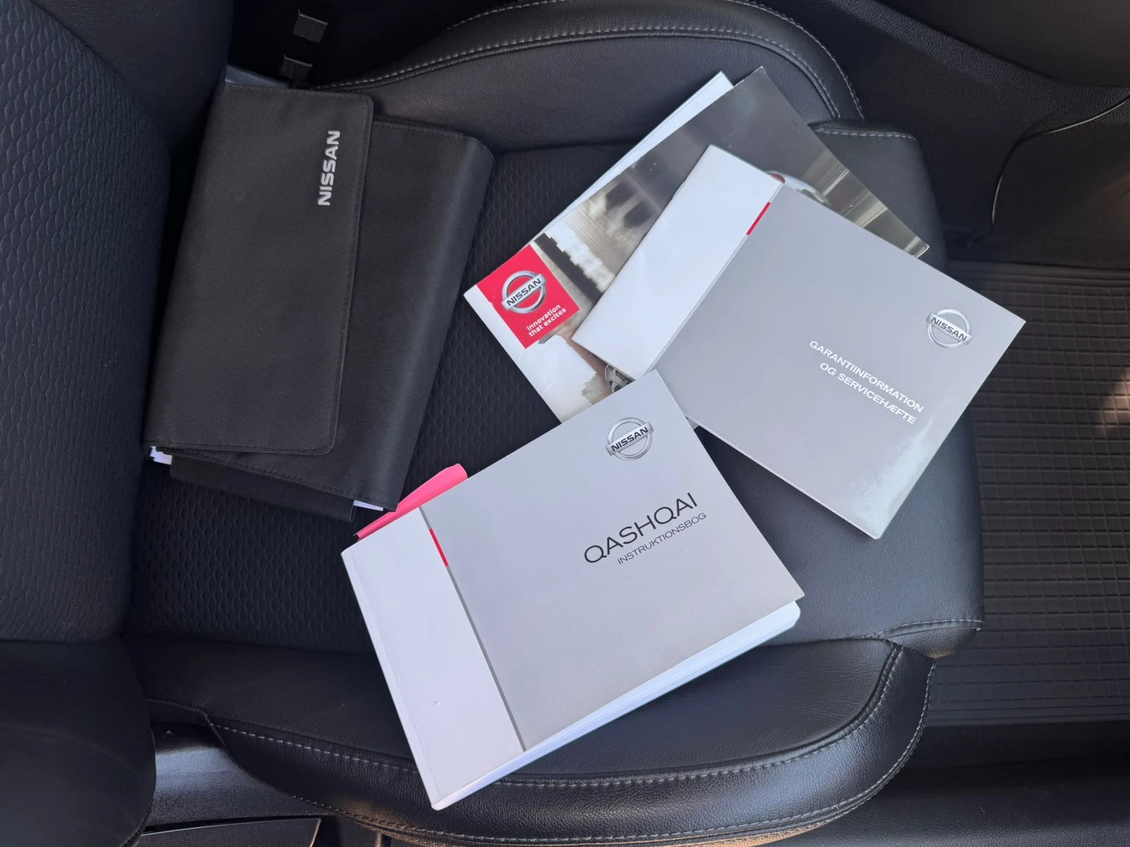 Nissan Qashqai 1.6DCI* Xtronic* XENON* NAVI, снимка 16 - Автомобили и джипове - 56068043