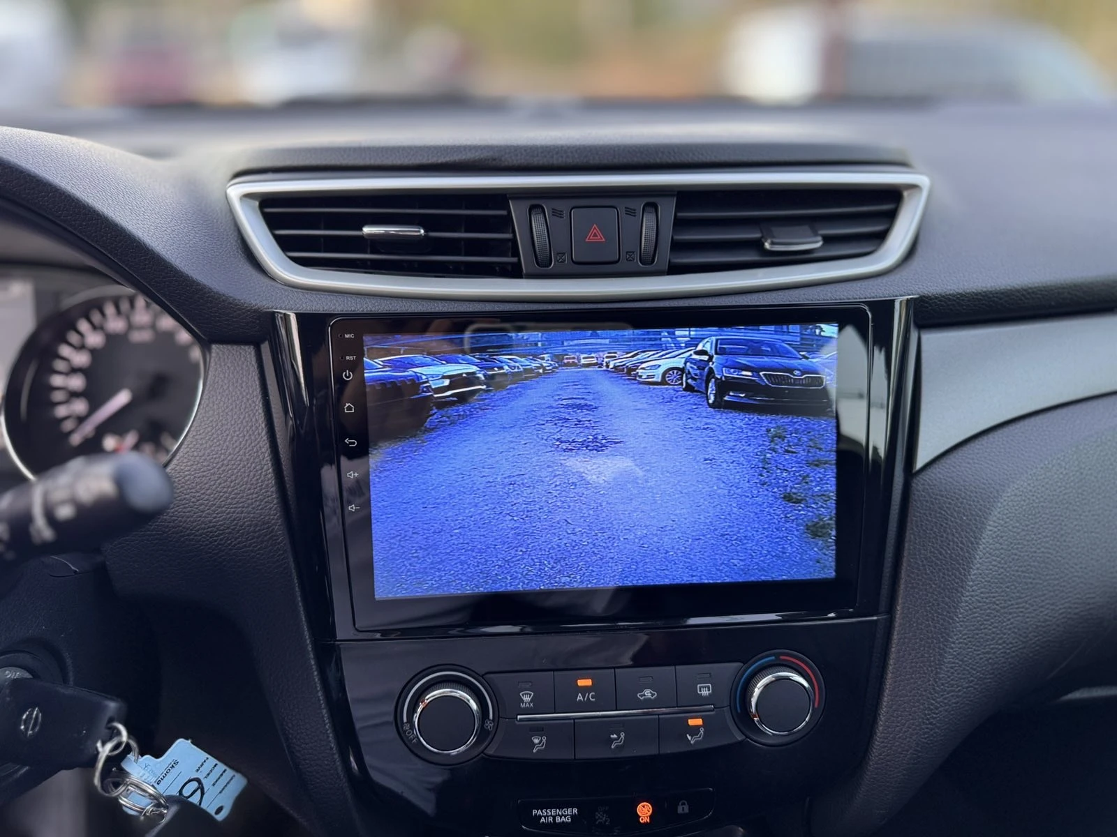 Nissan Qashqai 1.6DCI* Xtronic* XENON* NAVI, снимка 12 - Автомобили и джипове - 56068043