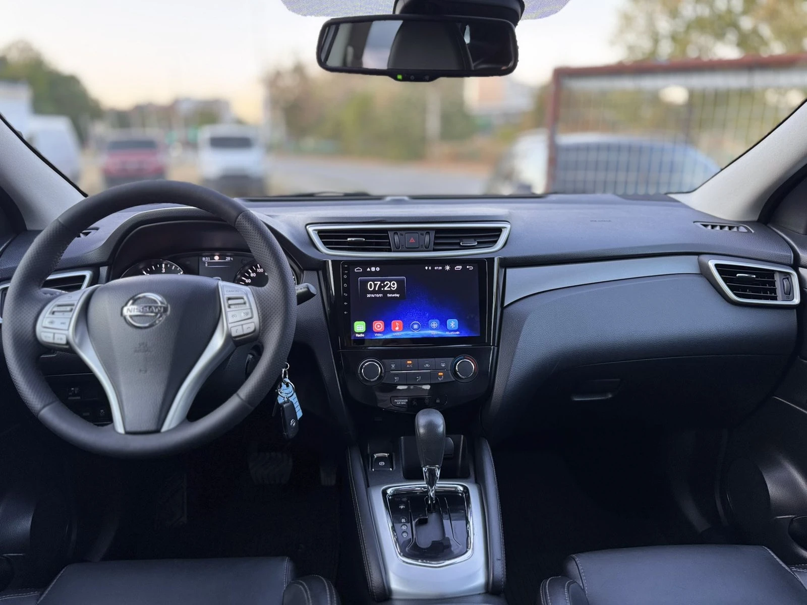 Nissan Qashqai 1.6DCI* Xtronic* XENON* NAVI, снимка 11 - Автомобили и джипове - 56068043