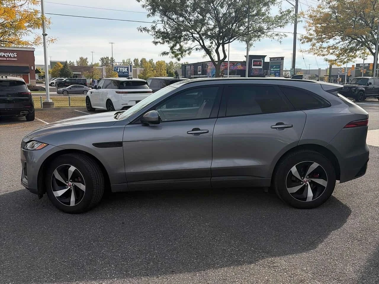 Jaguar F-PACE  R Dynamic S / ОТ ПРЕДСТАВИТЕЛСТВО / АВТОКРЕДИТ, снимка 2 - Автомобили и джипове - 56310589